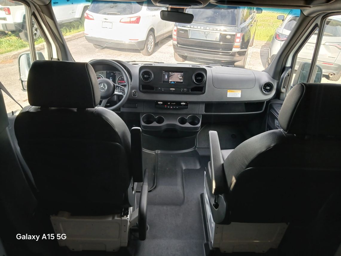 2023 Mercedes-Benz Comm Sprinter 2500 170  WB High Roof Extended Maitland FL