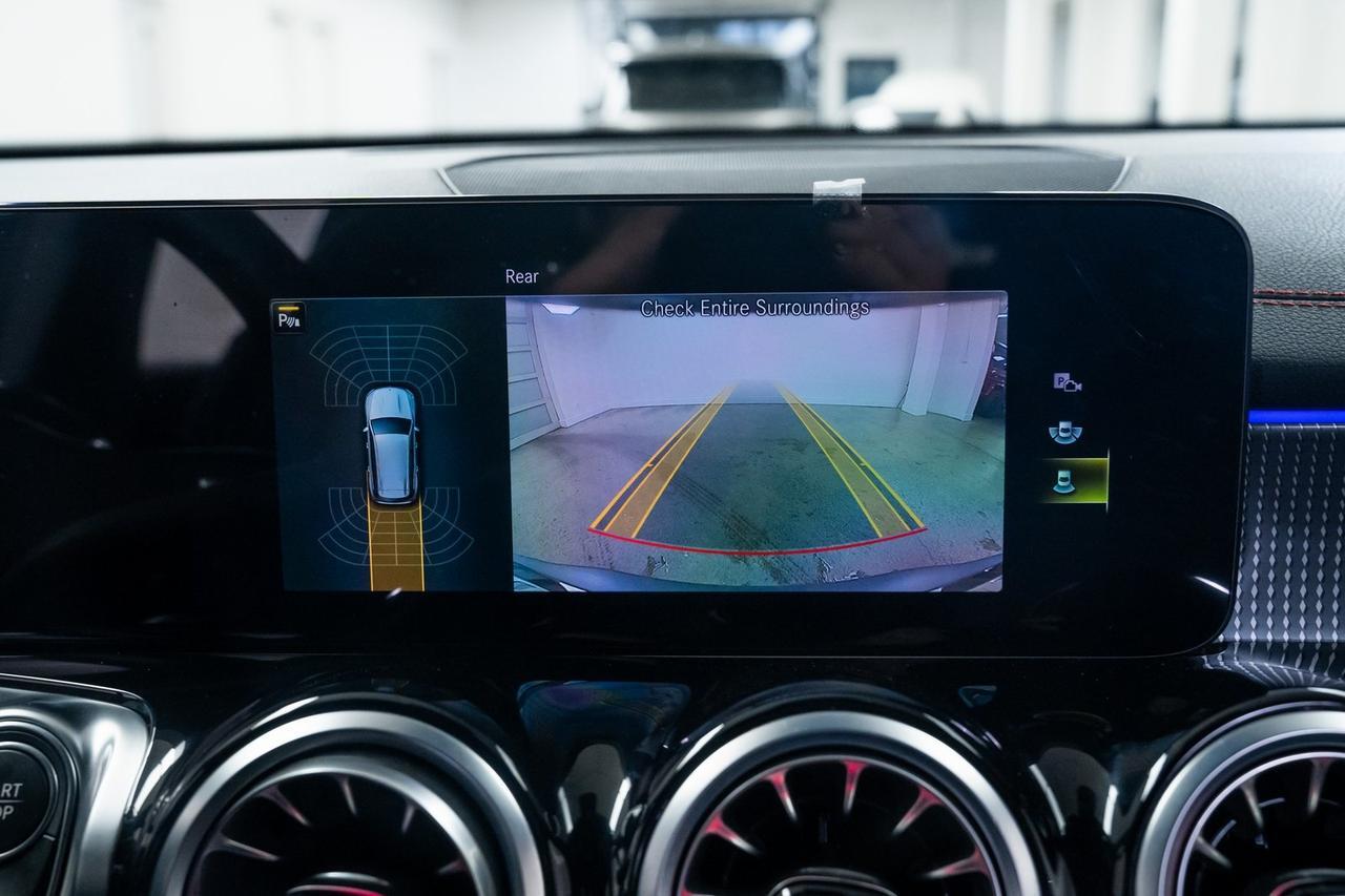 2023 Mercedes-Benz EQB 300 1 Owner Heated Seats AMG Night Package Portland OR