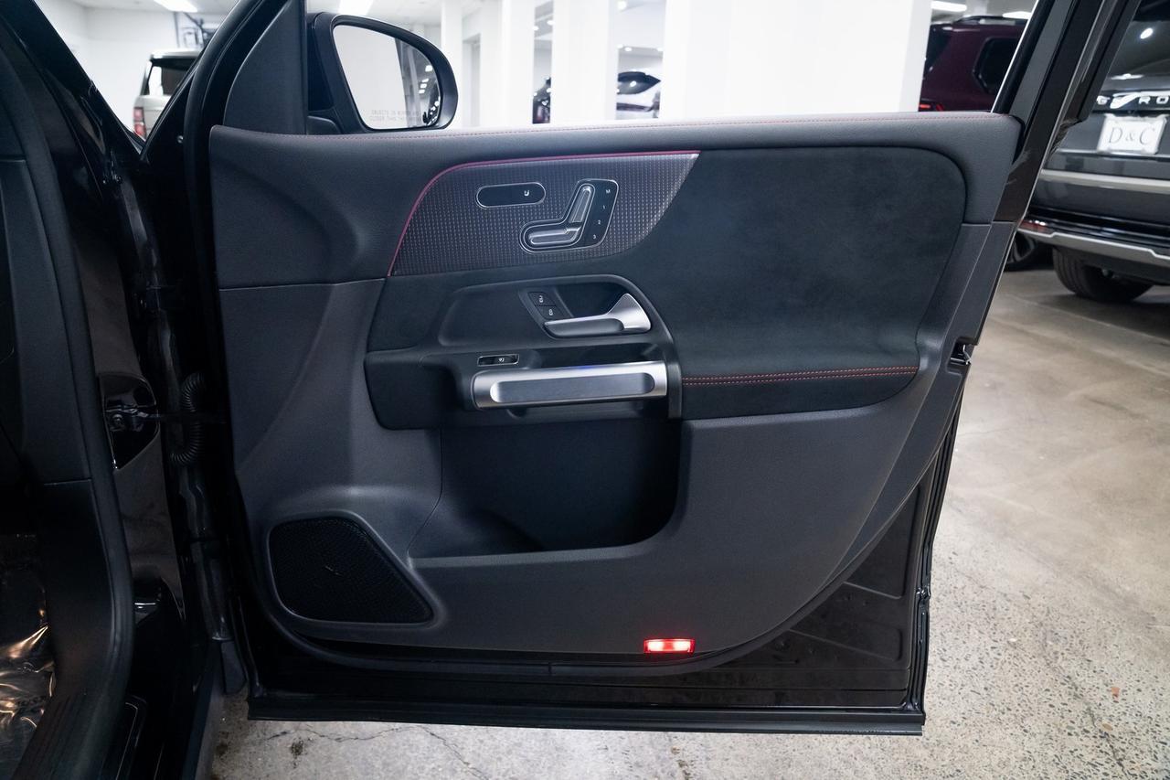 2023 Mercedes-Benz EQB 300 1 Owner Heated Seats AMG Night Package Portland OR