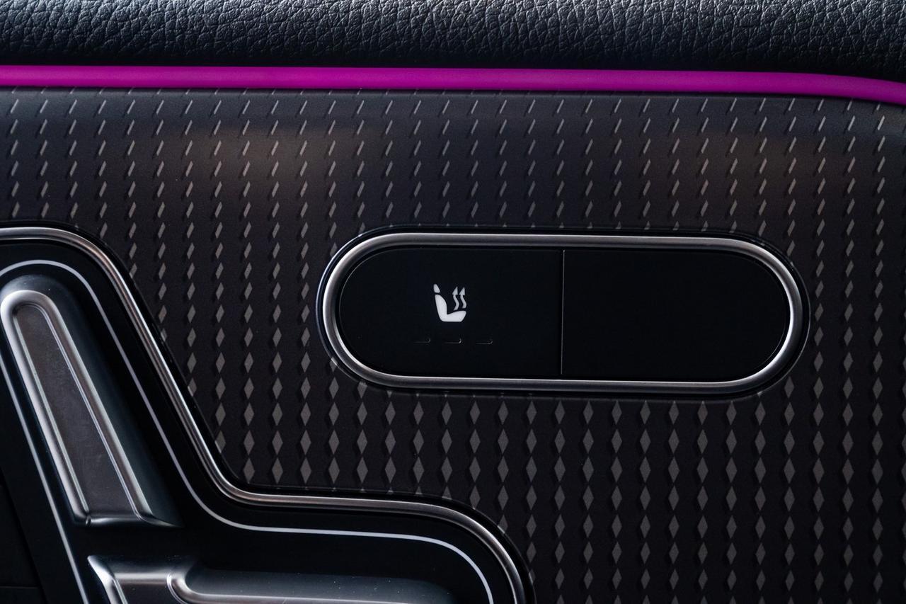 2023 Mercedes-Benz EQB 300 1 Owner Heated Seats AMG Night Package Portland OR