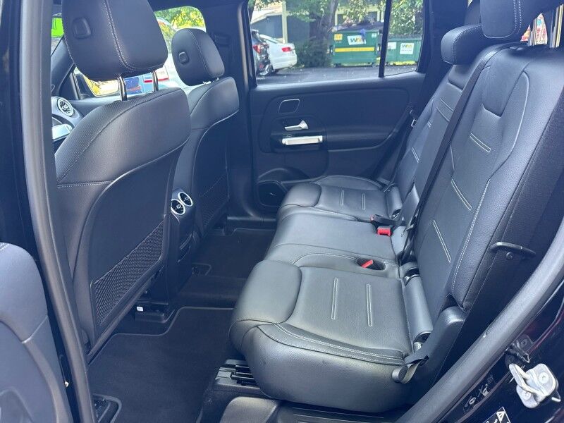 2023 Mercedes-Benz EQB 300 4MATIC AWD w/ AMG Sport Package Arlington VA