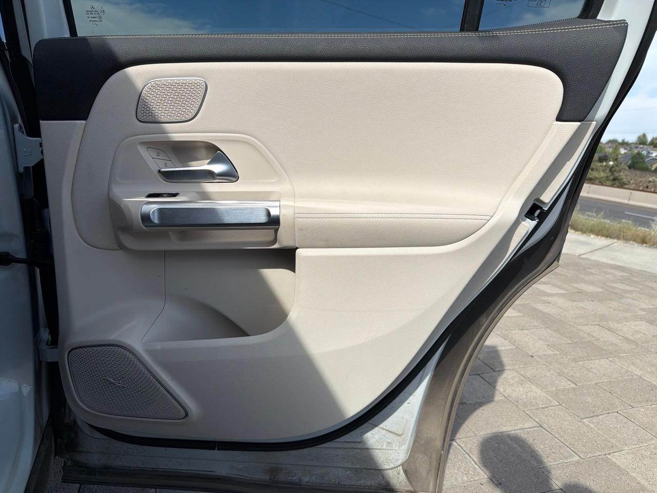 2023 Mercedes-Benz EQB 300 Bend OR