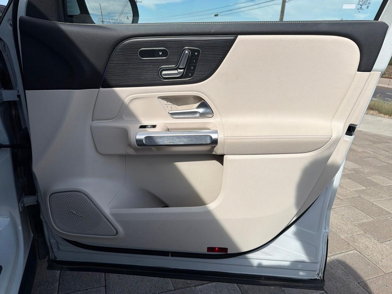 2023 Mercedes-Benz EQB 300 Bend OR