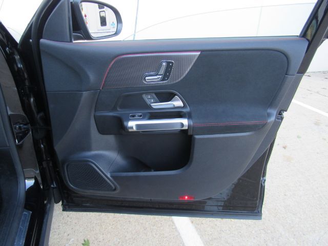 2023 Mercedes-Benz EQB 300 SUV 4MATIC Plano TX