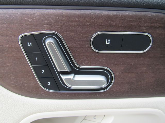 2023 Mercedes-Benz EQB 300 SUV 4MATIC Plano TX