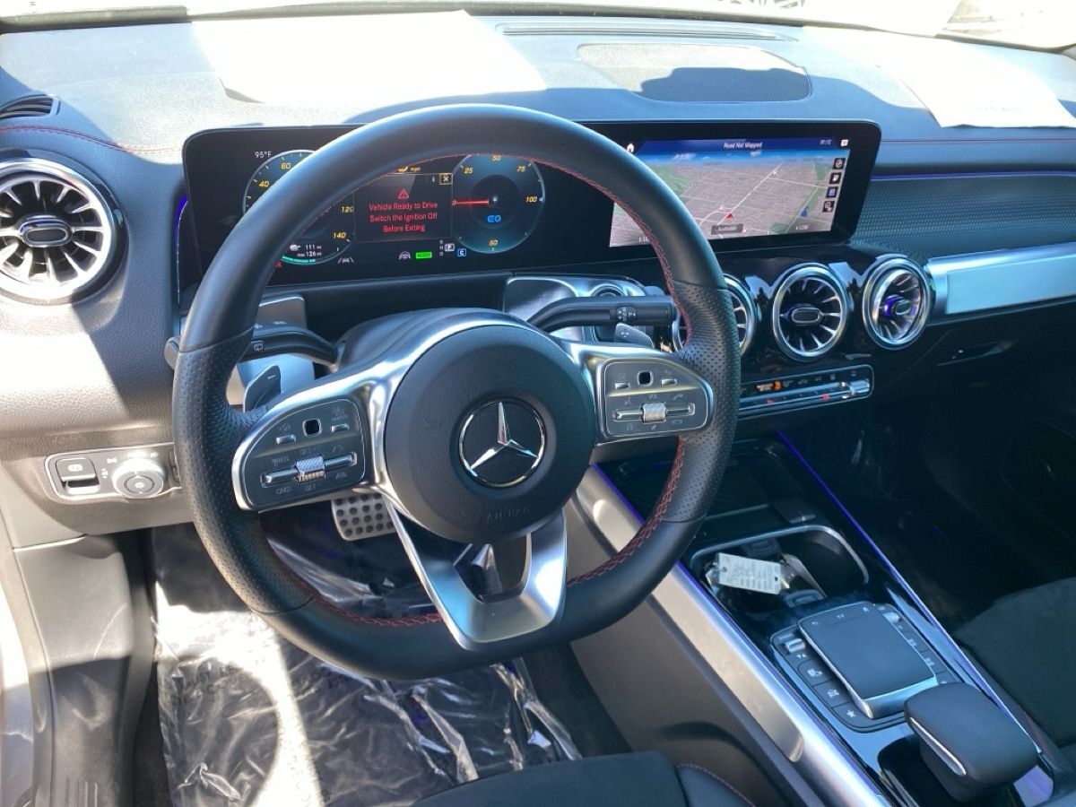 2023 Mercedes-Benz EQB 350 4MATIC&reg; Pinnacle Package Technology Package Portland OR