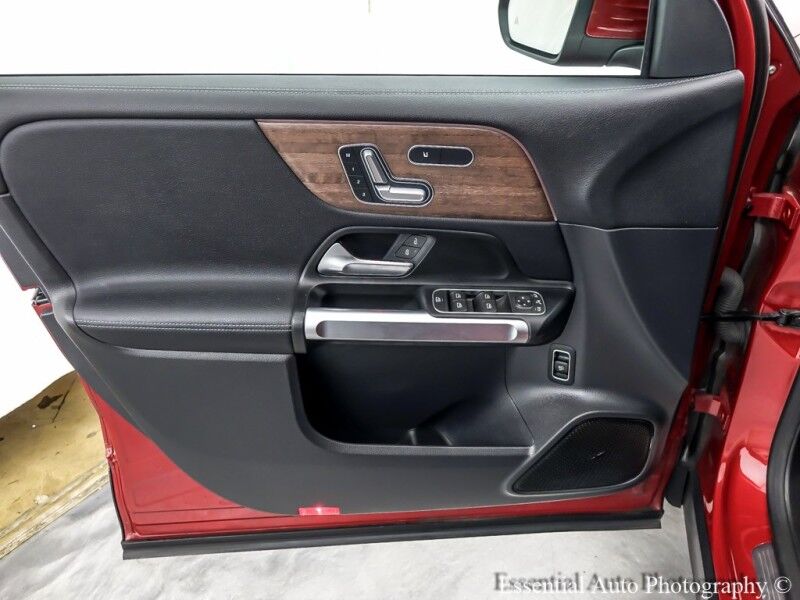2023 Mercedes-Benz EQB EQB 250+ PRICE INCLUDES $4000 IRS TAX CREDIT!! YOU MUST QUALIFY!! Willowbrook IL