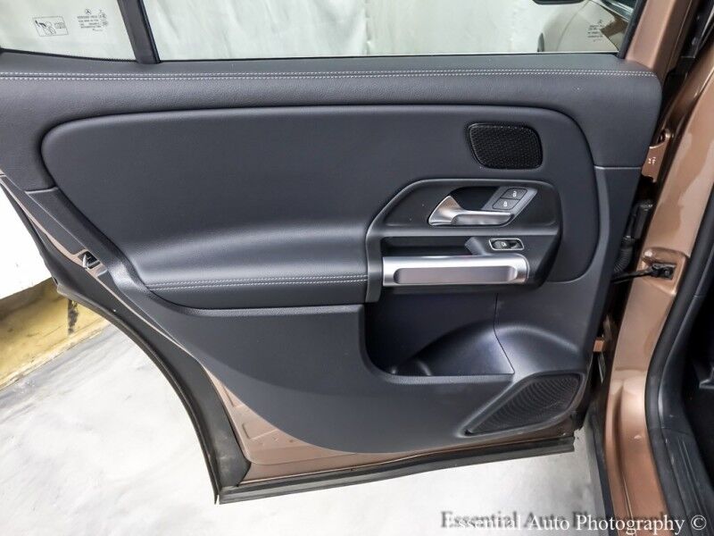 2023 Mercedes-Benz EQB EQB 250+ PRICE INCLUDES THE $4000 FED EV TAX CREDIT Willowbrook IL