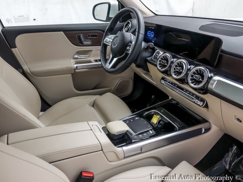2023 Mercedes-Benz EQB EQB 300 PRICE INCLUDES $4000 IRS TAX CREDIT!! YOU MUST QUALIFY!! Willowbrook IL