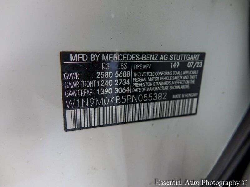 2023 Mercedes-Benz EQB EQB 300 PRICE INCLUDES $4000 IRS TAX CREDIT!! YOU MUST QUALIFY!! Willowbrook IL