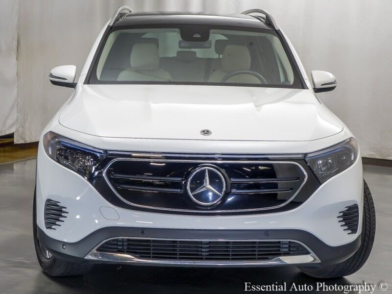 2023 Mercedes-Benz EQB EQB 300 PRICE INCLUDES $4000 IRS TAX CREDIT!! YOU MUST QUALIFY!! Willowbrook IL