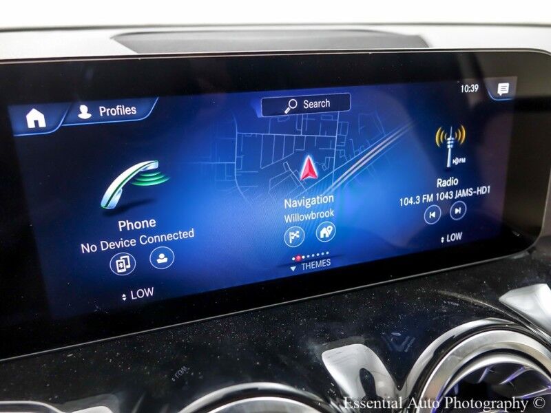 2023 Mercedes-Benz EQB EQB 300 PRICE INCLUDES $4000 IRS TAX CREDIT!! YOU MUST QUALIFY!! Willowbrook IL