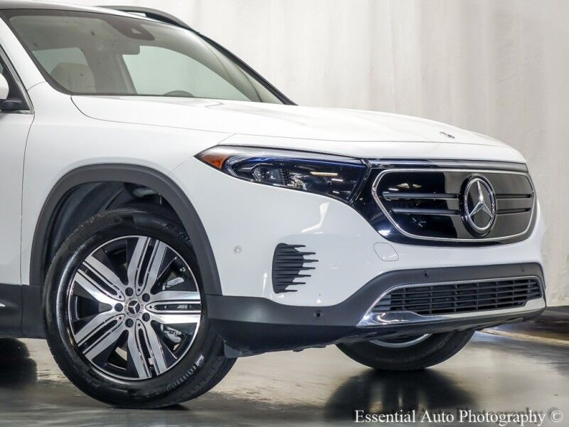 2023 Mercedes-Benz EQB EQB 300 PRICE INCLUDES $4000 IRS TAX CREDIT!! YOU MUST QUALIFY!! Willowbrook IL