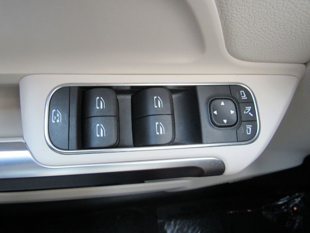 2023 Mercedes-Benz EQB EQB 300 Plano TX