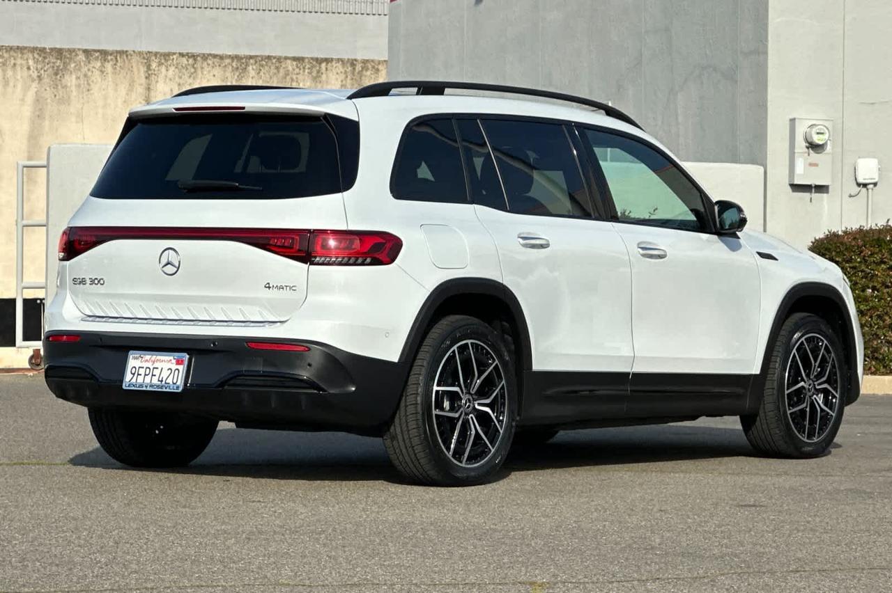 2023 Mercedes-Benz EQB EQB 300