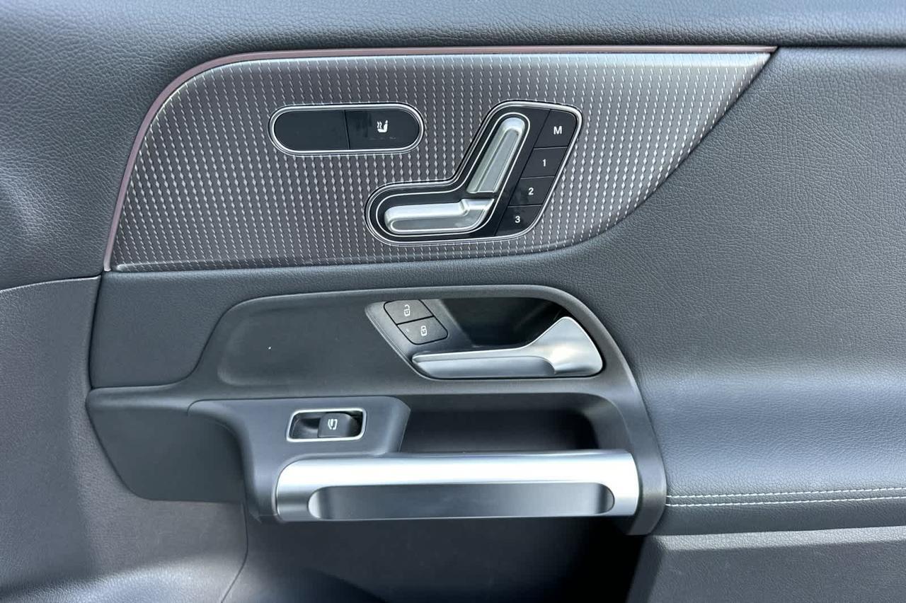 2023 Mercedes-Benz EQB EQB 300 Roseville CA