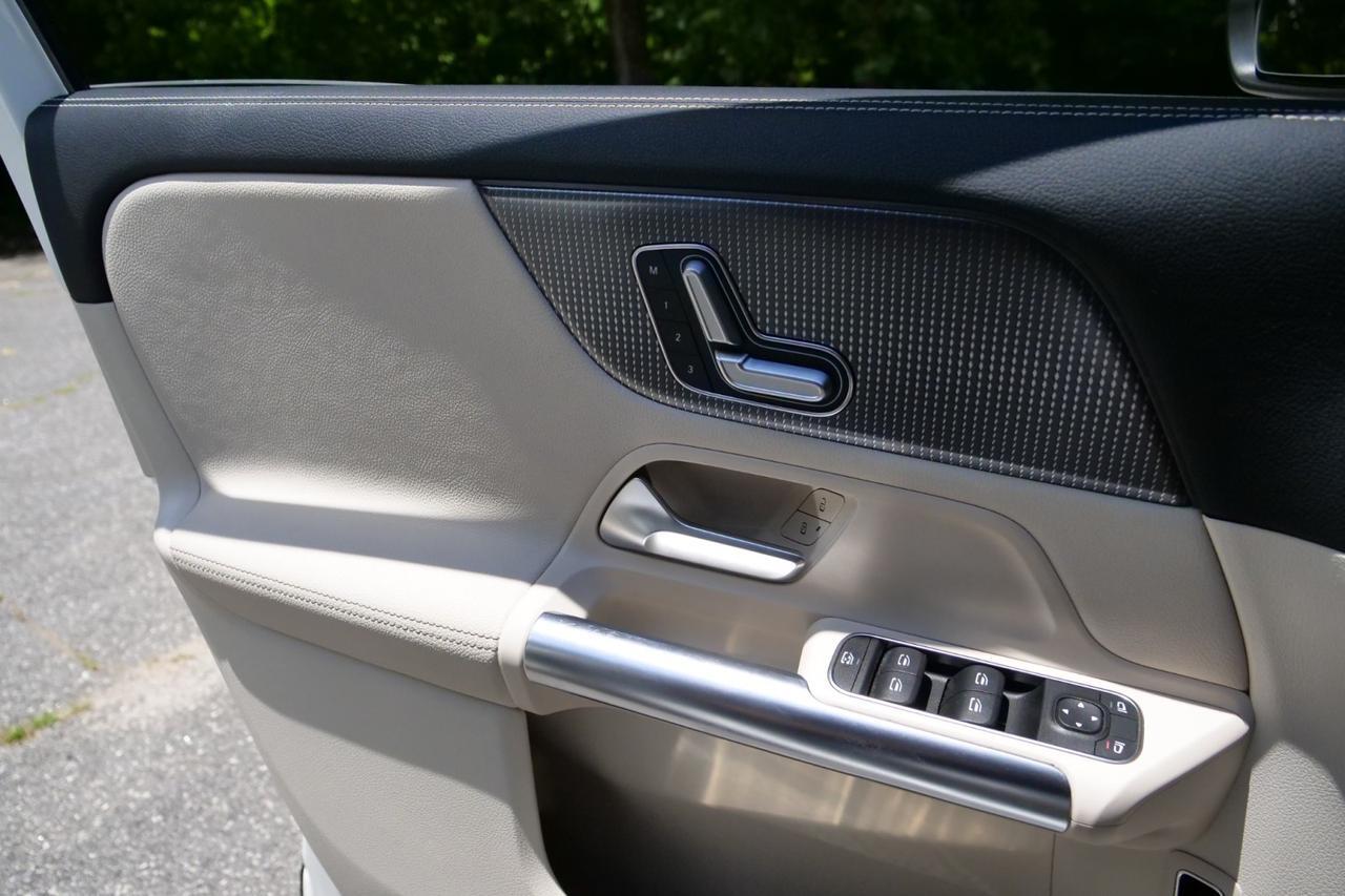 2023 Mercedes-Benz GLA 250 / Power Liftgate / Roof Crossbars! Lincolnton NC