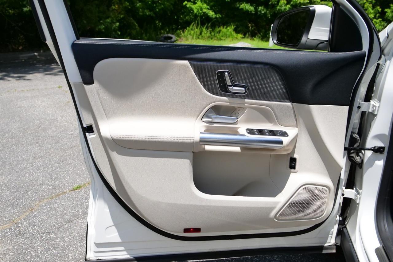 2023 Mercedes-Benz GLA 250 / Power Liftgate / Roof Crossbars! Lincolnton NC