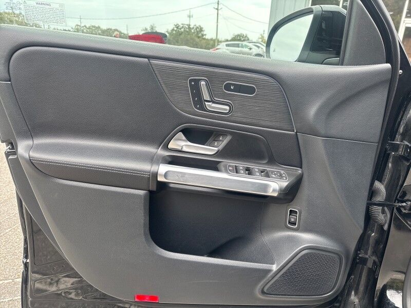 2023 Mercedes-Benz GLB GLB 250 4MATIC w/PREMIUM PKG. PANO SUNROOF * Seffner FL