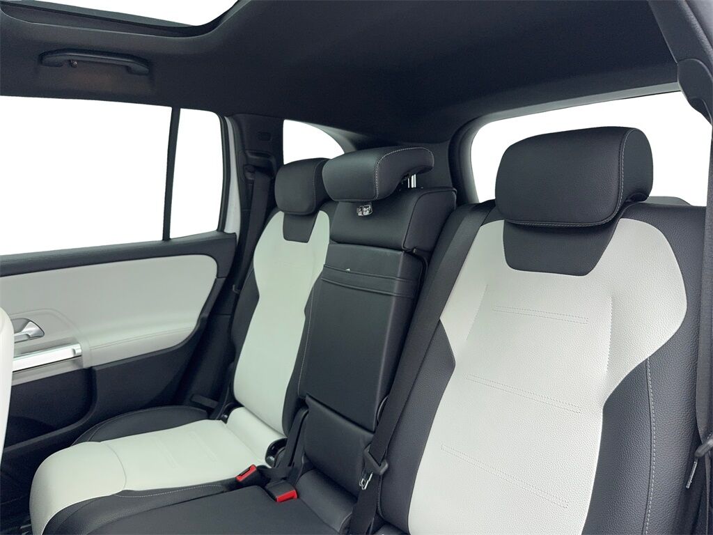2023 Mercedes-Benz GLB GLB 250 AMG NIGHT PKG,NAV,CAM,PANO,BLIND SPOT Plano TX