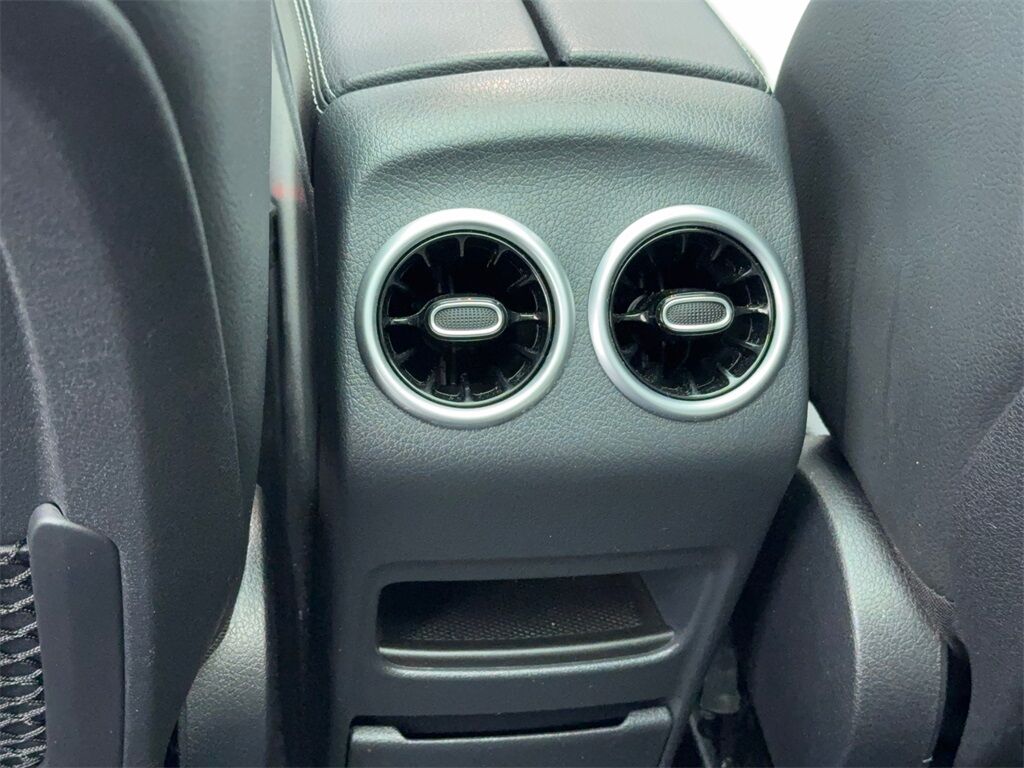 2023 Mercedes-Benz GLB GLB 250 AMG NIGHT PKG,NAV,CAM,PANO,BLIND SPOT Plano TX