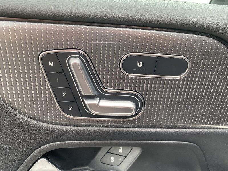 2023 Mercedes-Benz GLB GLB 250 Springfield PA