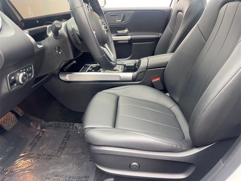 2023 Mercedes-Benz GLB GLB 250 NAV,CAM,PANO,HTD STS,BLIND SPOT,18&quot; WLS Irving TX