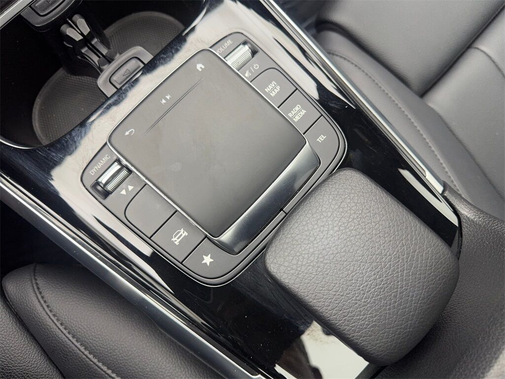 2023 Mercedes-Benz GLB GLB 250 NAV,CAM,PANO,HTD STS,BLIND SPOT,18&quot; WLS Irving TX