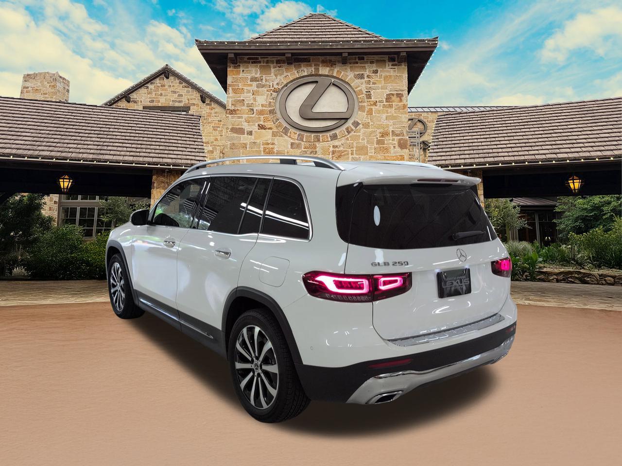 2023 Mercedes-Benz GLB GLB 250