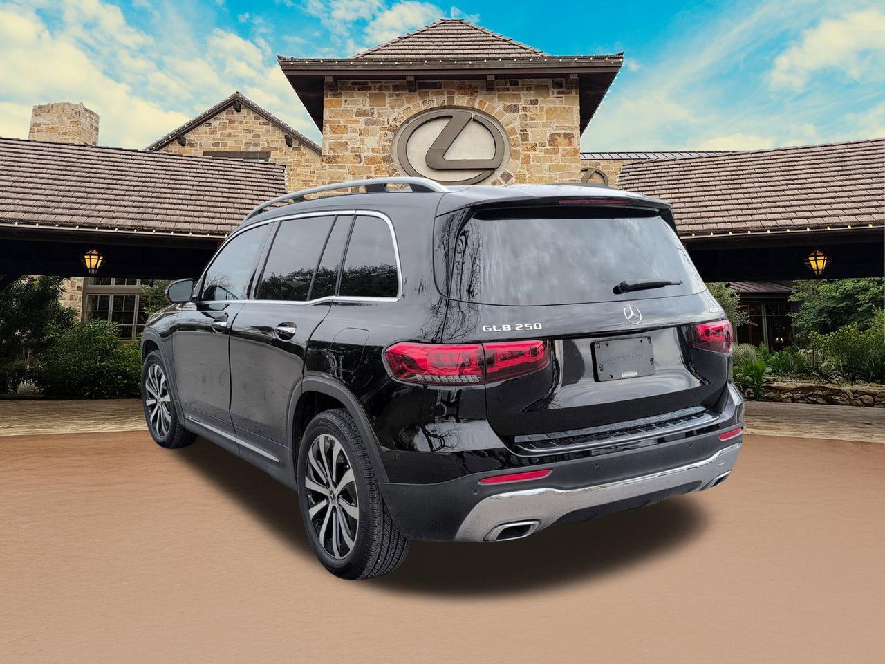 2023 Mercedes-Benz GLB GLB 250