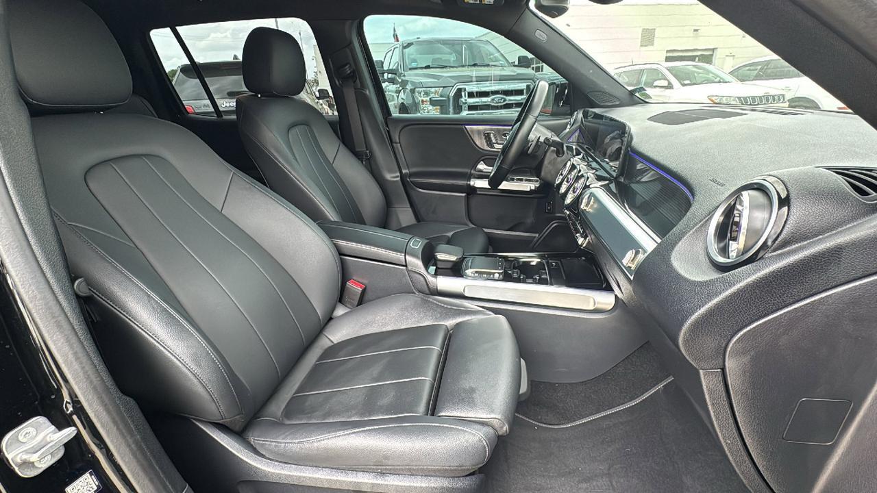 2023 Mercedes-Benz GLB GLB 250  Selma TX