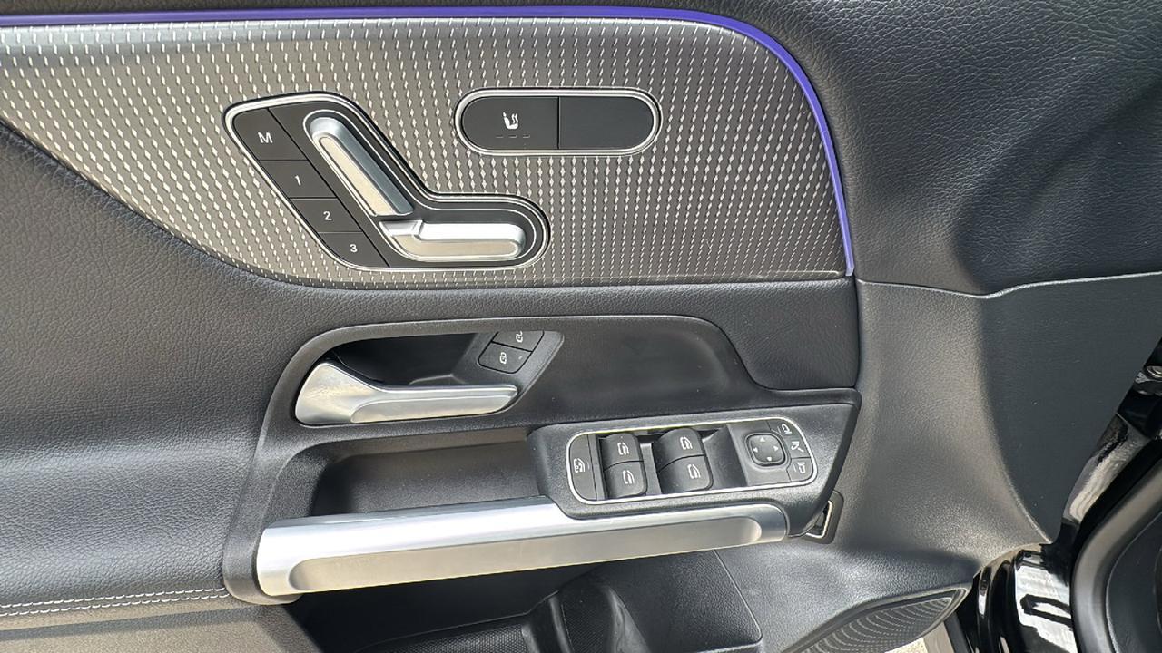 2023 Mercedes-Benz GLB GLB 250  Selma TX