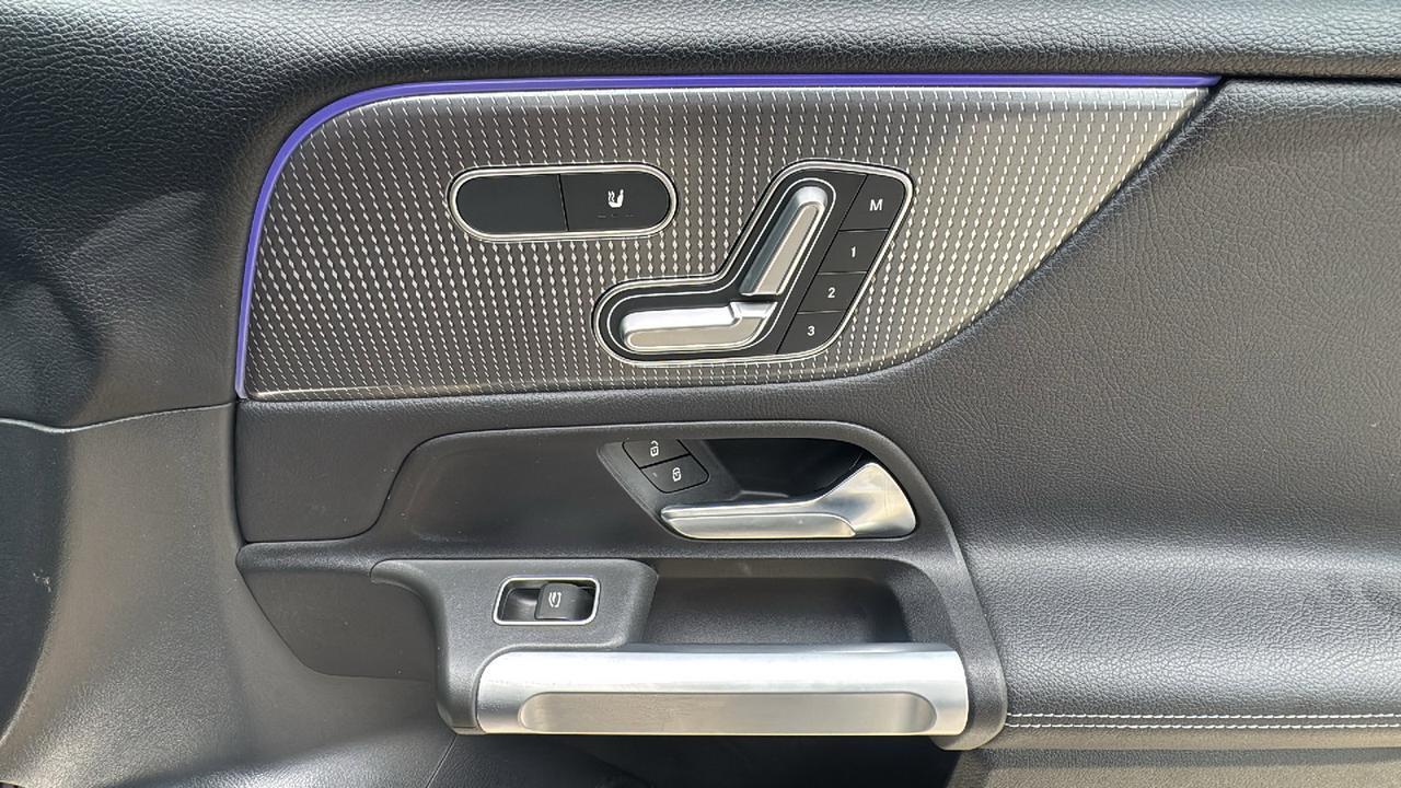 2023 Mercedes-Benz GLB GLB 250  Selma TX