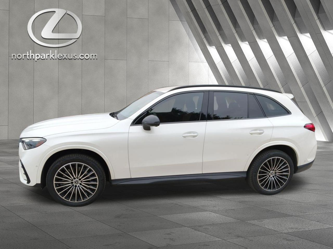 2023 Mercedes-Benz GLC