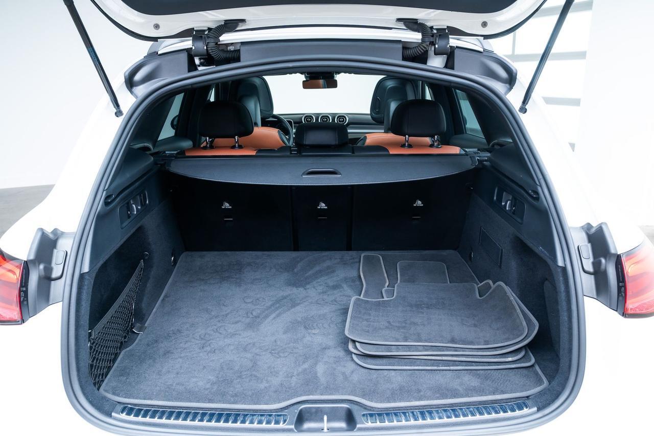 2023 Mercedes-Benz GLC GLC 300 Heated Seats Panorama Sunroof Portland OR