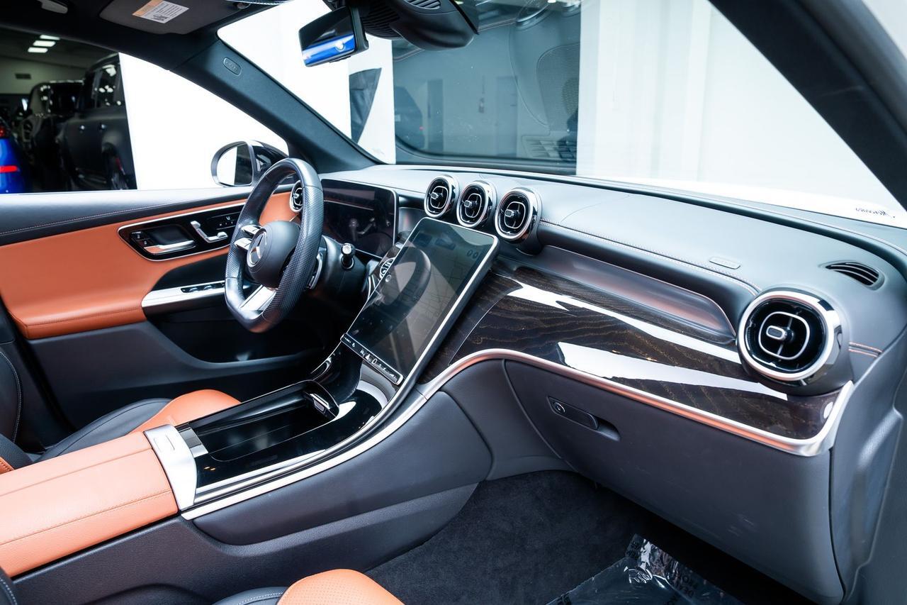 2023 Mercedes-Benz GLC GLC 300 Heated Seats Panorama Sunroof Portland OR