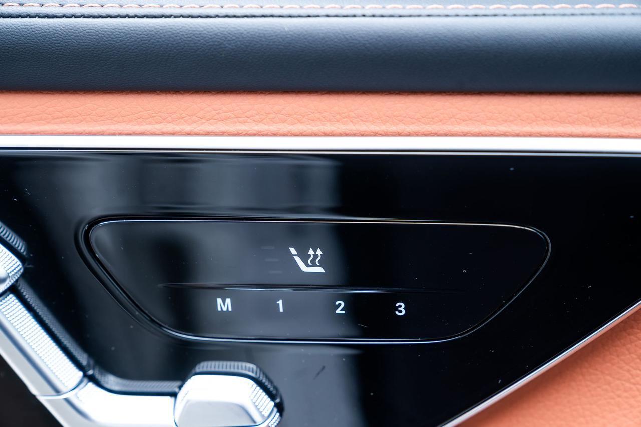 2023 Mercedes-Benz GLC GLC 300 Heated Seats Panorama Sunroof Portland OR
