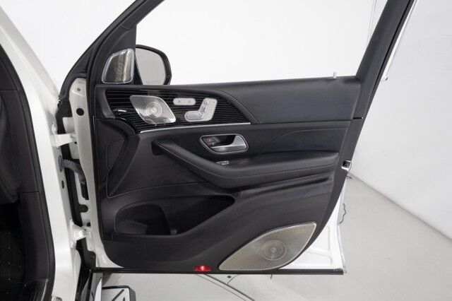 2023 Mercedes-Benz GLS 600 Maybach *FACTORY TWO-TONE* *4-SEAT CONFIGURATION* *REFRIGERATOR* *23s* San Diego CA