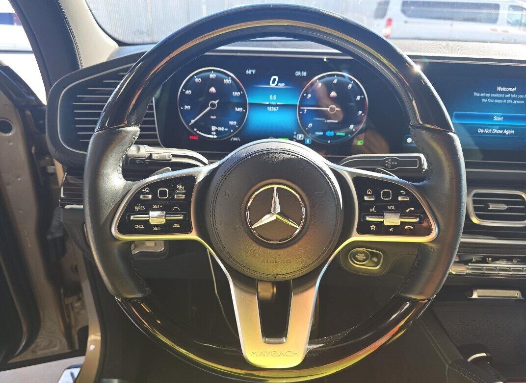 2023 Mercedes-Benz GLS Maybach GLS 600 4MATIC Rear Folding Tables Massage Seats Portland OR