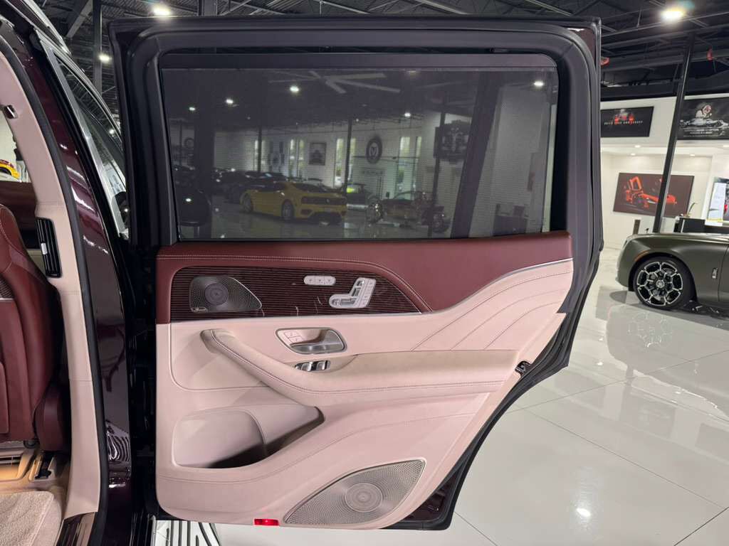 2023 Mercedes-Benz GLS Maybach GLS 600 FACTORY TWO-TONE!! Fort Lauderdale FL