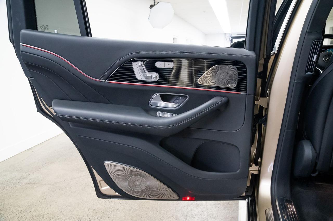 2023 Mercedes-Benz GLS Maybach GLS 600 Two Tone Paint Distronic Plus Portland OR