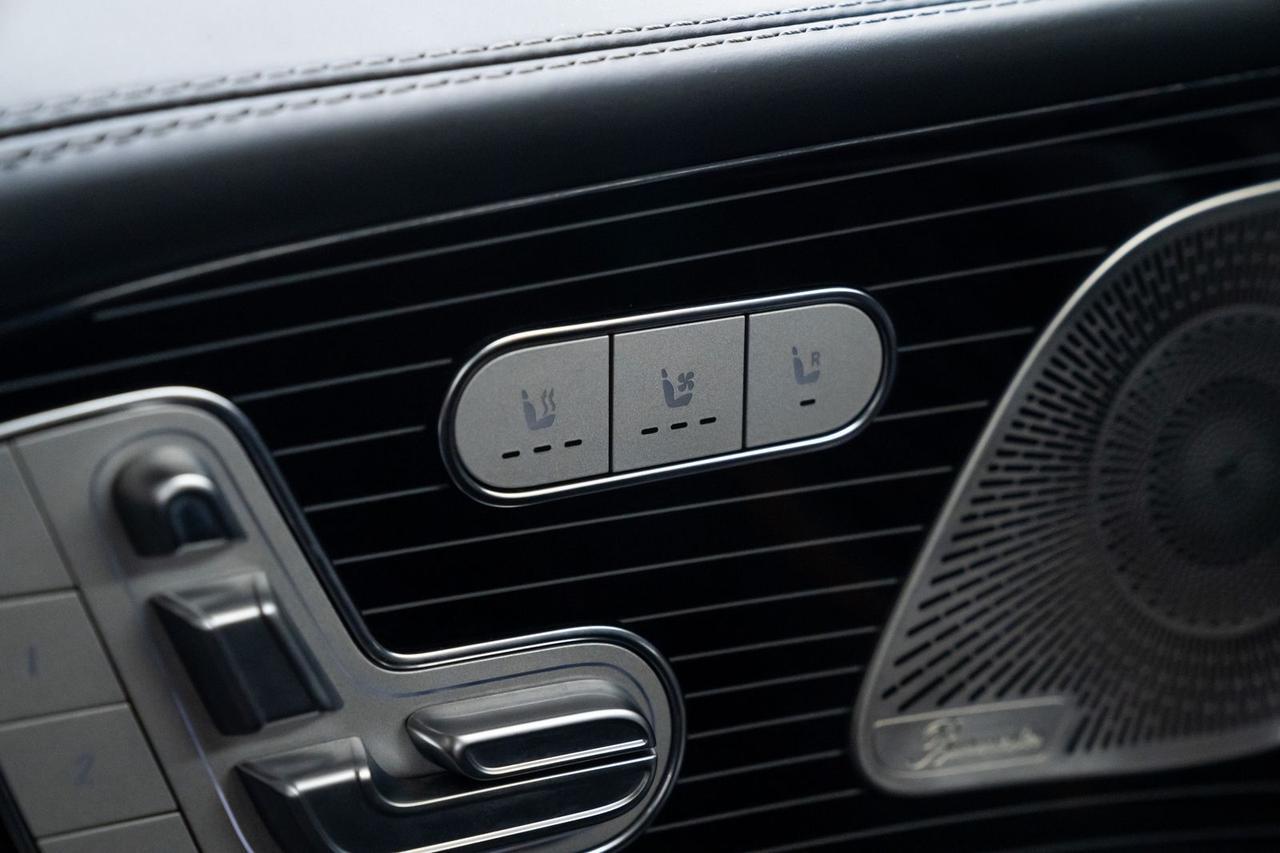 2023 Mercedes-Benz GLS Maybach GLS 600 Two Tone Paint Distronic Plus Portland OR