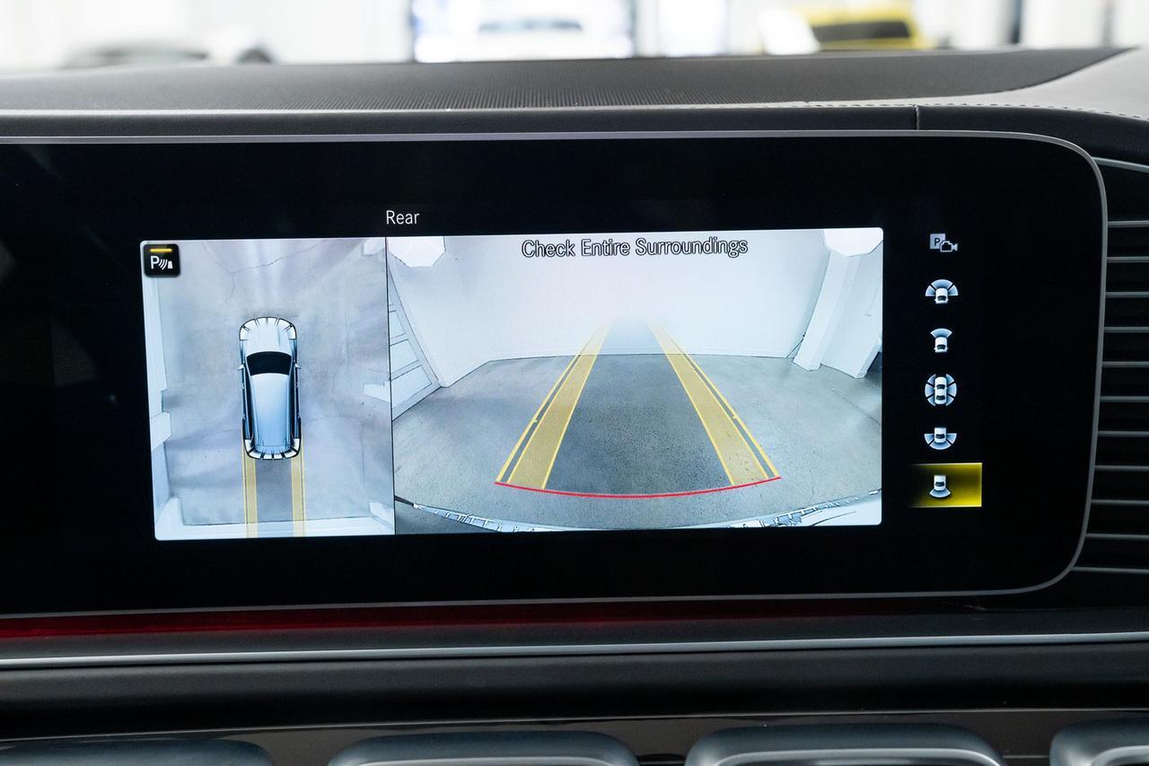 2023 Mercedes-Benz GLS Maybach GLS 600 Two Tone Paint Distronic Plus Portland OR