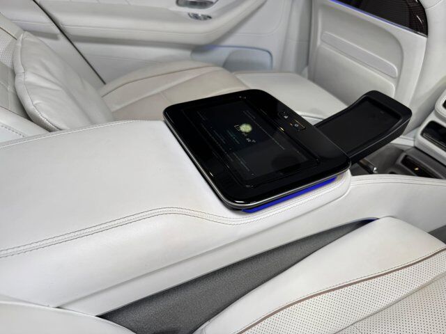 2023 Mercedes-Benz GLS Maybach GLS 600 designo Diamond White paint, Burmester 4D, Exclusive Nappa leather AND MUCH MORE!!! Fort Lauderdale FL
