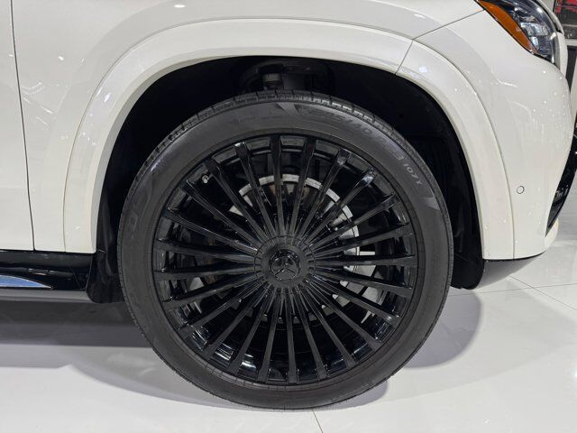 2023 Mercedes-Benz GLS Maybach GLS 600 designo Diamond White paint, Burmester 4D, Exclusive Nappa leather AND MUCH MORE!!! Fort Lauderdale FL