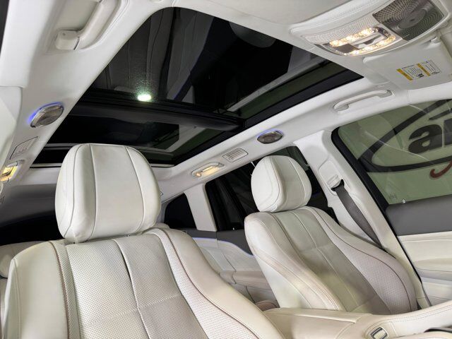 2023 Mercedes-Benz GLS Maybach GLS 600 designo Diamond White paint, Burmester 4D, Exclusive Nappa leather AND MUCH MORE!!! Fort Lauderdale FL