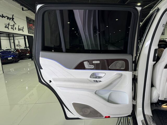 2023 Mercedes-Benz GLS Maybach GLS 600 designo Diamond White paint, Burmester 4D, Exclusive Nappa leather AND MUCH MORE!!! Fort Lauderdale FL
