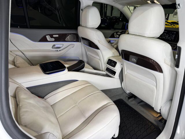 2023 Mercedes-Benz GLS Maybach GLS 600 designo Diamond White paint, Burmester 4D, Exclusive Nappa leather AND MUCH MORE!!! Fort Lauderdale FL