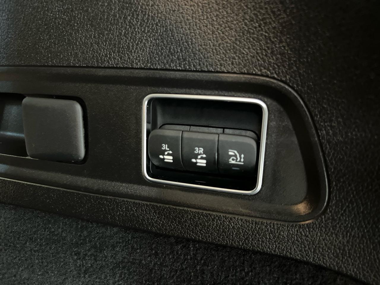 2023 Mercedes-Benz GLS450 Driver Assist Pkg, Night Pkg, AMG Line Pkg, Captain's Chairs, Air Fragrance System Houston TX