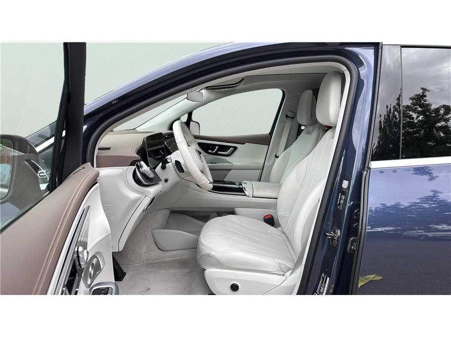 2023 Mercedes-Benz Mercedes-EQ EQE SUV EQE 350 4MATIC Sport Utility 4D Folsom CA